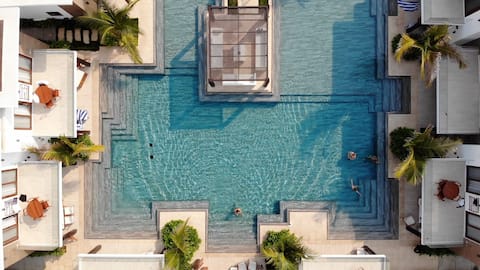 Luxury Villas in Monterrico