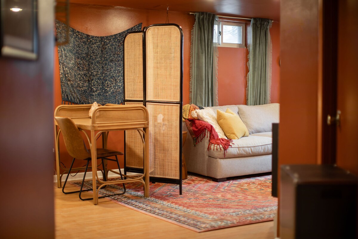 Cozy Bohemian Suite