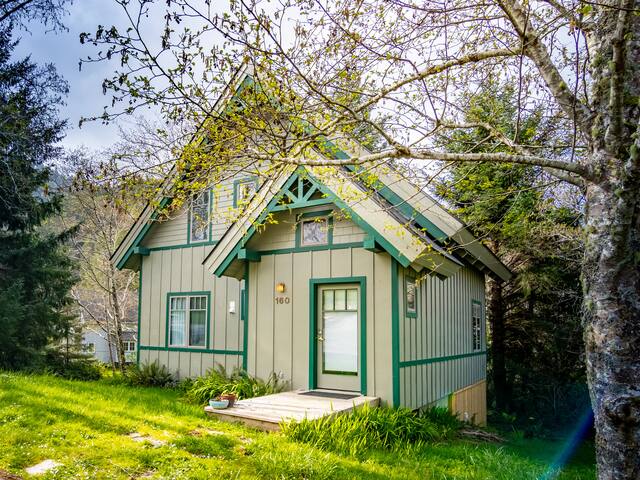 Oregon Beach Vacations managed Airbnb listing 3