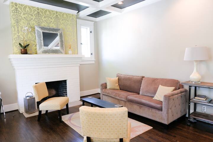 Nashville’s Vanderbilt Downtown Gem Location gallery image 2