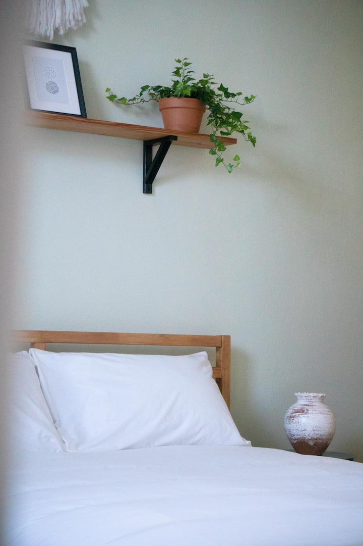 საძინებელი 2