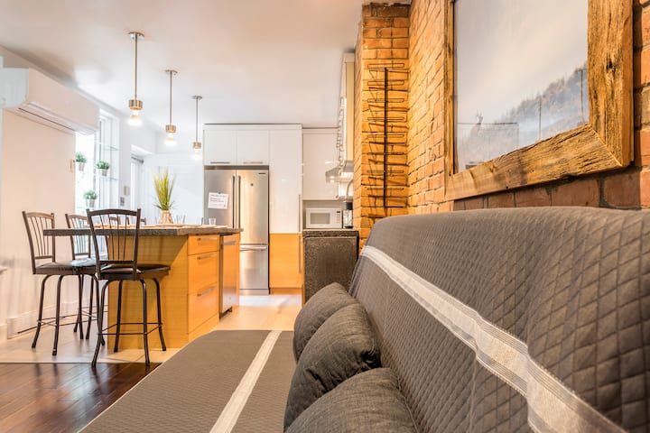 *Stylist Penthouse* 3 Bdrs* Old Montréal *Parking* - Montreal