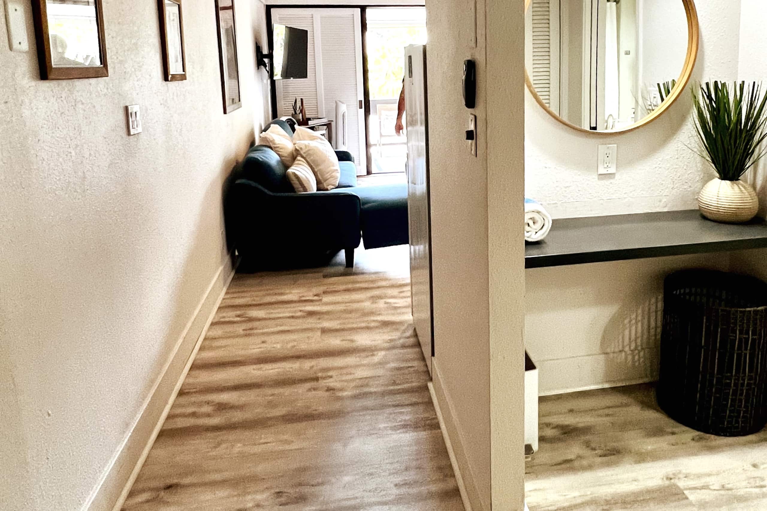 Full Kitchen| Poolside | Walk to Parks & Downtown - Photo 16