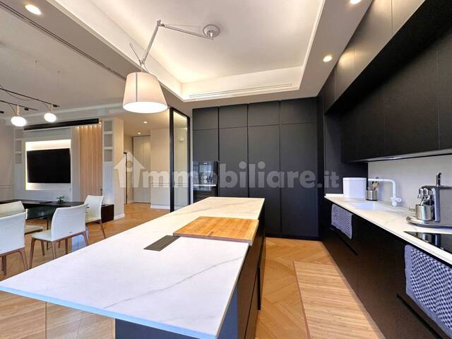 Live a dream in luxury apartment gallery image 2