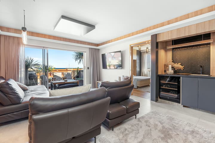 Luxury Adults-only Retreat - Perth