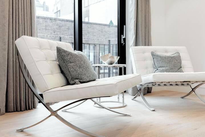 Stunning 3 Bedroom Trafalgar Sq and Covent Garden gallery image 5