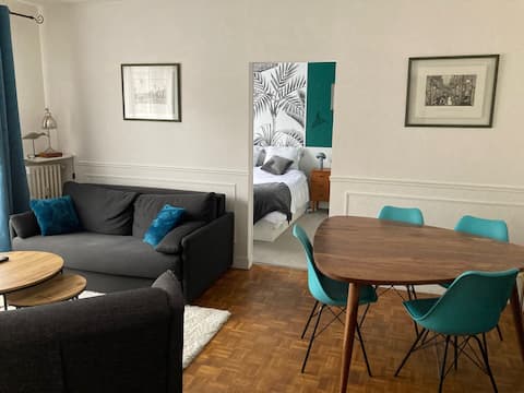 Airbnb performant: 2-bedroom apartment in Caen city center à Caen
