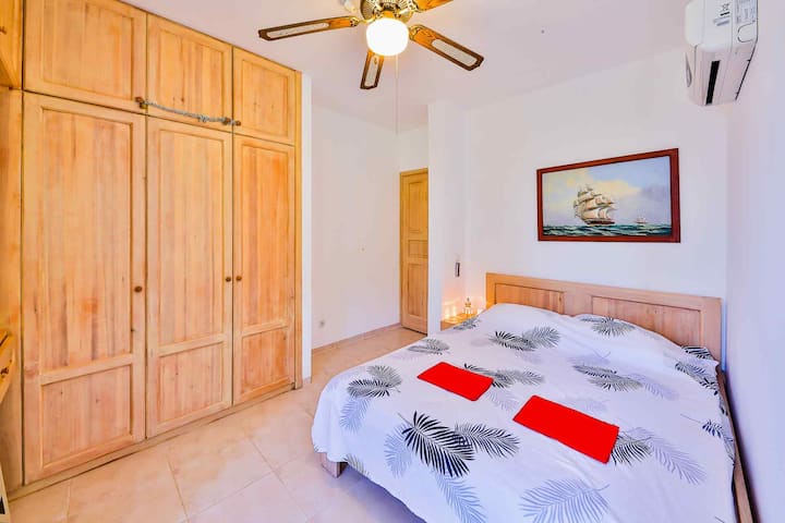 غرفة النوم 1