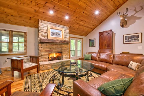 Top performing Airbnb: Bear Creek Falls Cabin in Maggie w/Private Hot Tub in Maggie Valley