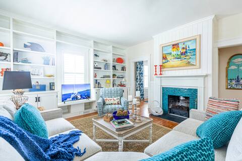 Bonner Bungalow: Entire Home Near the Water