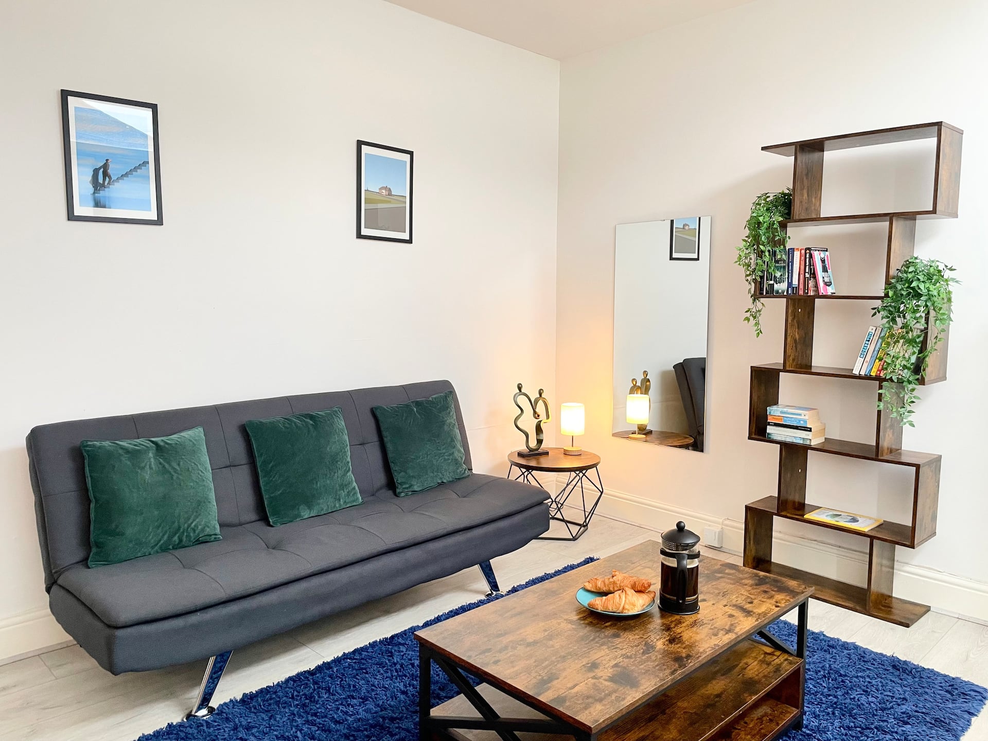 Cosy Prenton home near Tranmere Club and Liverpool