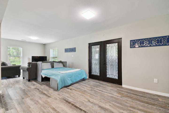 Modern Chic French Farm House - Odessa, FL