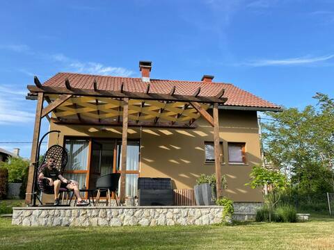 Donna Vacation home w garden Plitvice Lakes