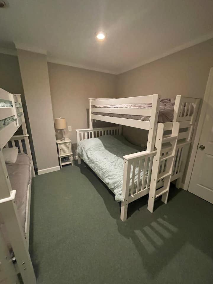 საძინებელი 1