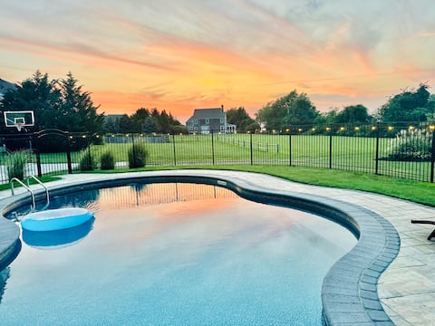 Perfect Coastal Escape close to Newport & Beaches!