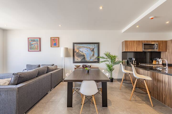 Urban Luxury Oasis: 2BR/2BTH w/ Heated Pool & Gym gallery image 4