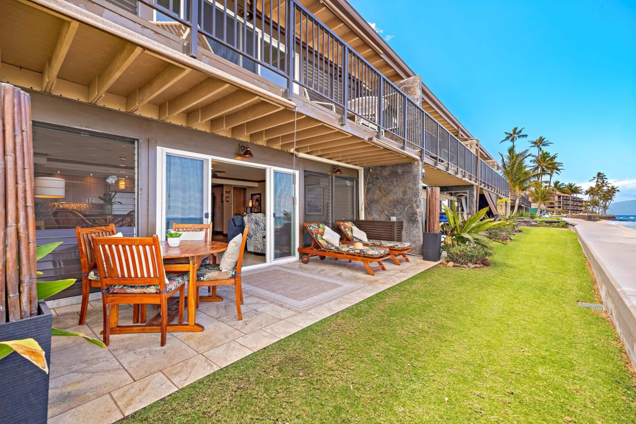 Aloha! 10 Steps to Ocean. Breathtaking Ocean Front - Image 25