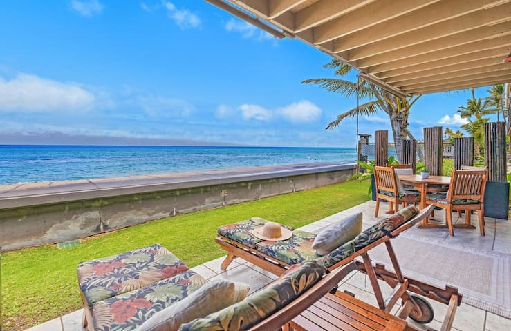 Aloha! 10 Steps to Ocean. Breathtaking Ocean Front