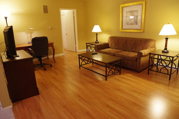 Hollywood 1 Bedroom Vi - Hollywood