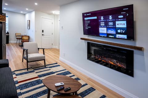 Successful Airbnb property: Designer apartment l 2nd floor | Downtown in Mt. Hope