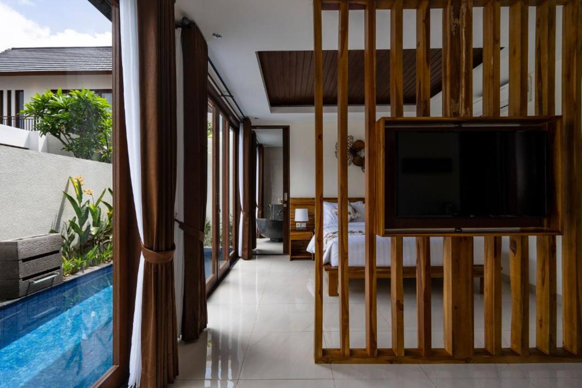 Cozy Island Nook 1 Bedroom Private Villa in Kuta 2