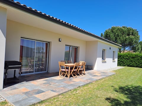 Pleasant house in Fronton