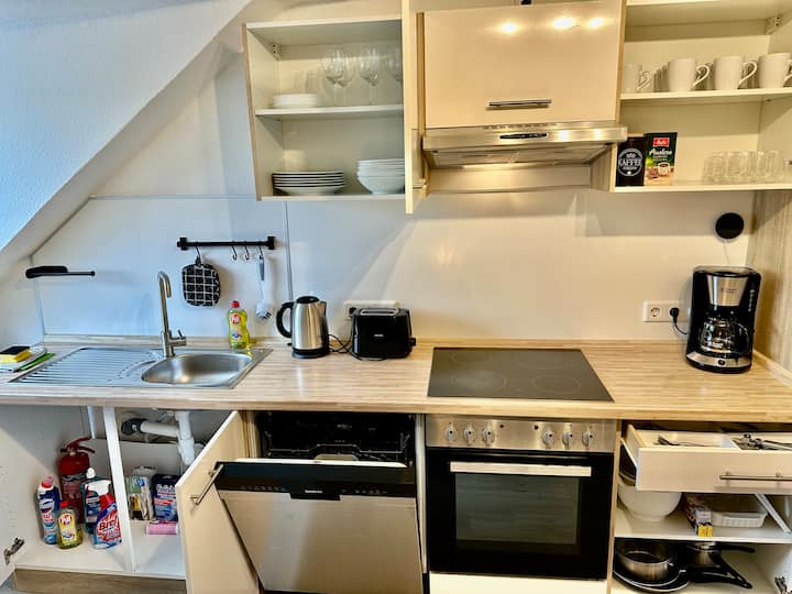Jungle Flat, Spacious & Central, Netflix & Sonos - Duisburg