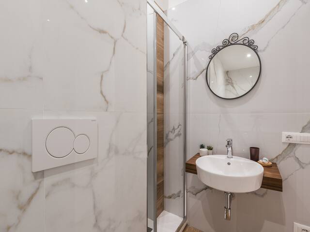 The Best Rent – Apartment along the Tiver river gallery image 5