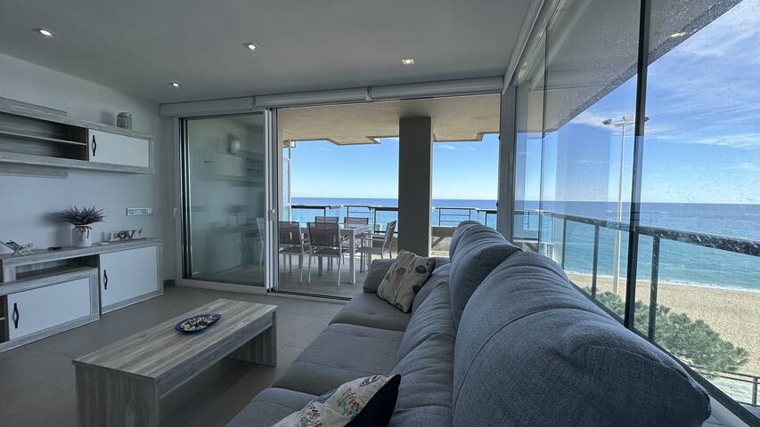 Sea views apartment Platja d’Aro gallery image 5