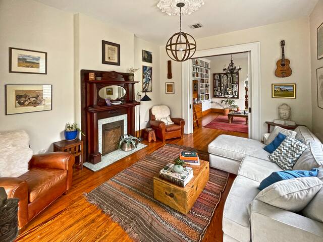 Sweet, historic uptown home (with yard & porches) gallery image 3