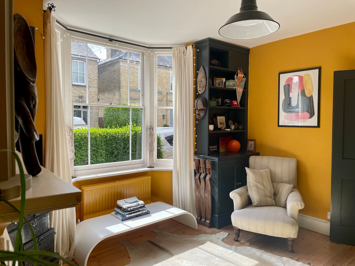 Top performing Airbnb: Beautiful Victorian House in Central Chelmsford in Chelmsford