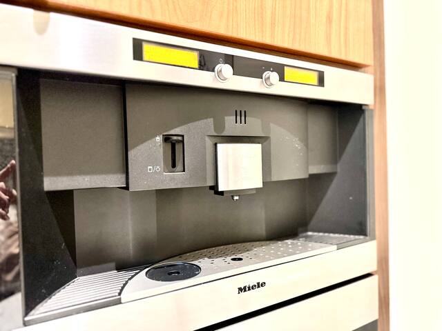 Spacious 2 beds Central London gallery image 3