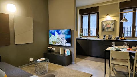 Casa27, convenient location to Milan.C & Como Lake