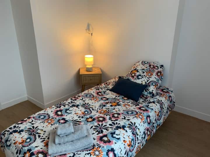 Spálňa s jednolôžkom (90 x 200), tichá .