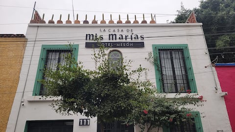 Entire house. Mis Marías. Tlaquepaque downtown.