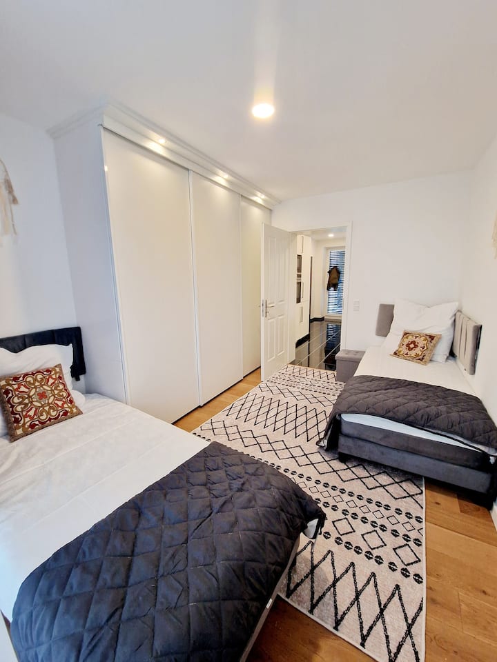 غرفة النوم 2