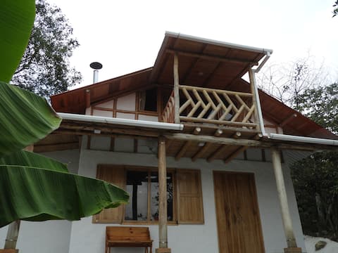Top Airbnb: Cattleya 2 Cabin in Huila