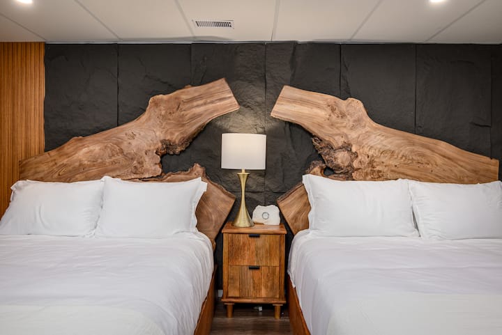 Hyggehaus Sicamous~ Signature Retreat
