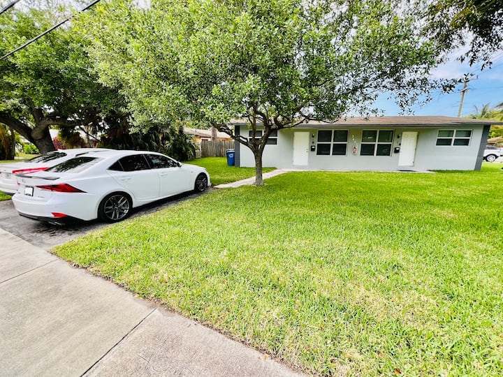 Private Washer/Dryer/Patio+Grill