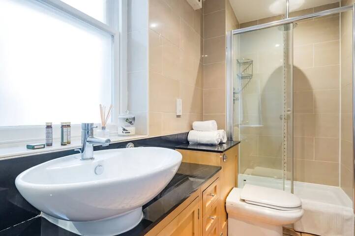 The Breathtaking View of Harry Potter Theatre gallery image 5