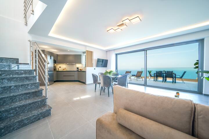 Hilltop Villas | Infinity Pool with Sea Views gallery image 3