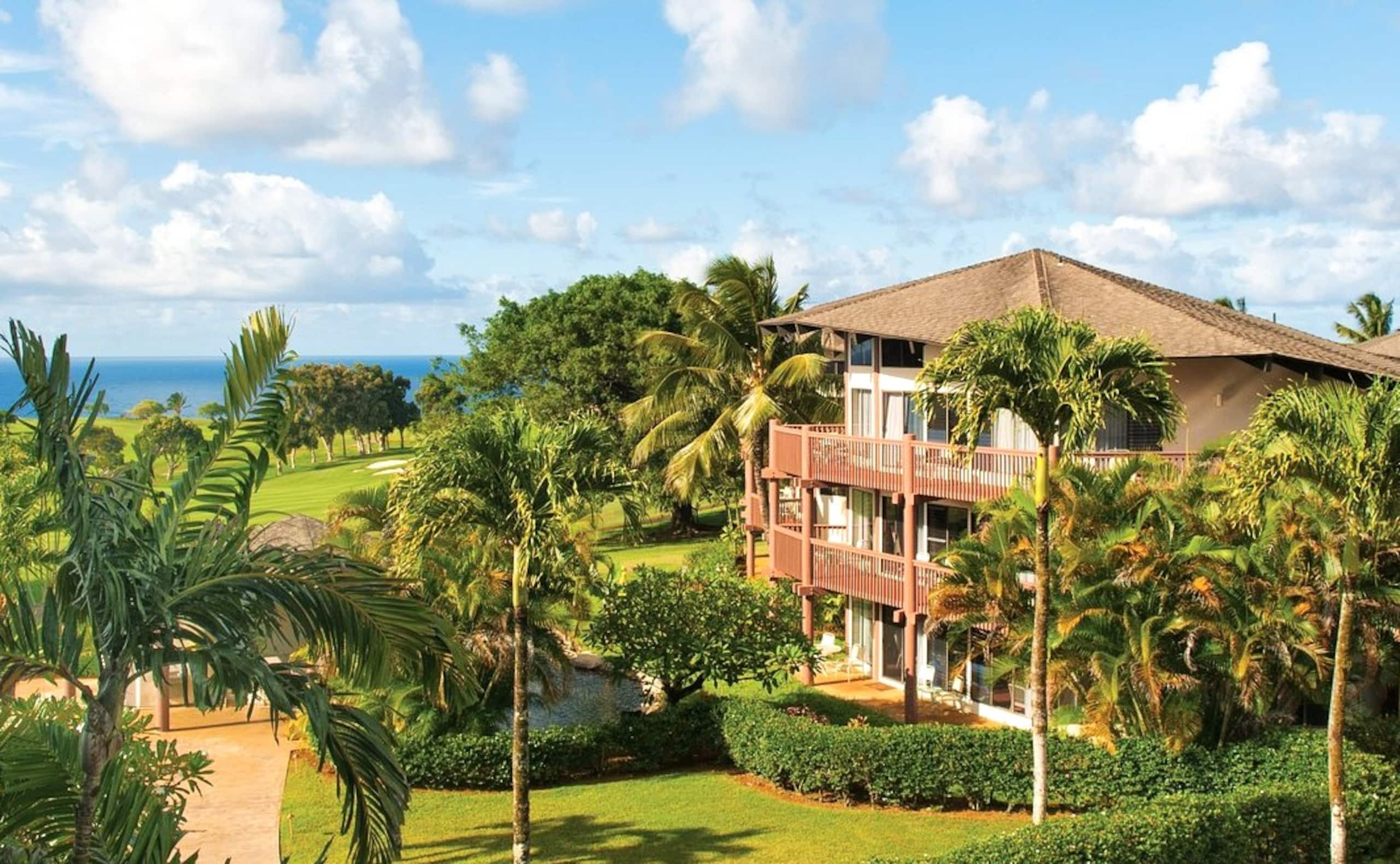 Ka Eo Kai  Resort 2 BR w/ POOL & HOT TUB - Photo 12