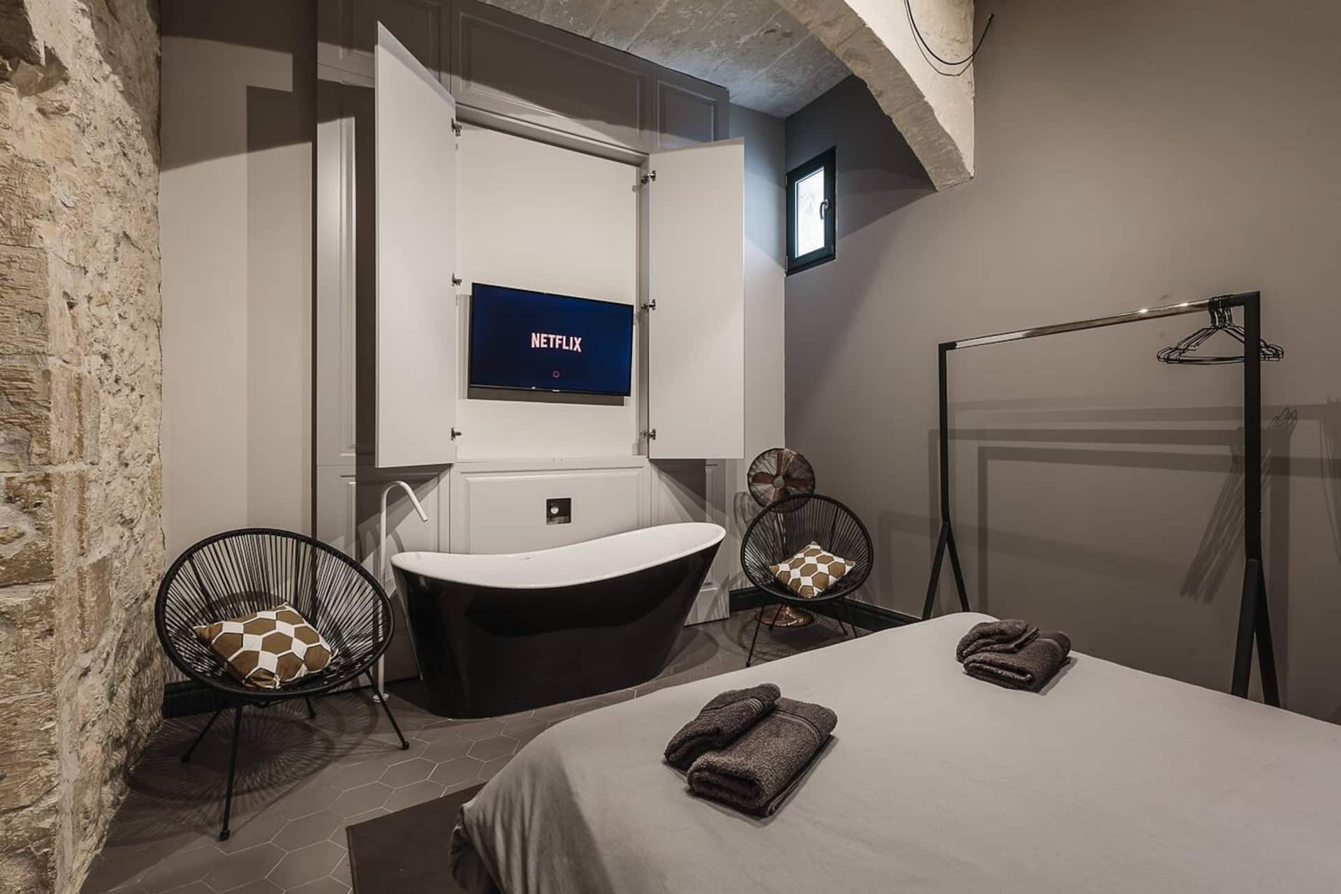 Rabat l.o. MDINA-Designer House THE BEDROOM-TUB — photo 4