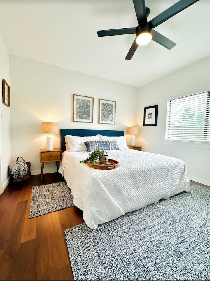 Საწოლი 193 × 203 სმ 