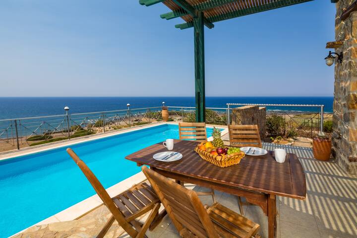 Amazing Sea View villa w/pool, close to Elafonissi