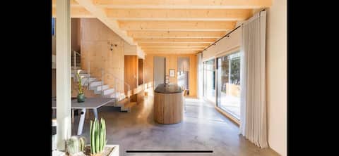 Ammersee studio house with lake and mountain views