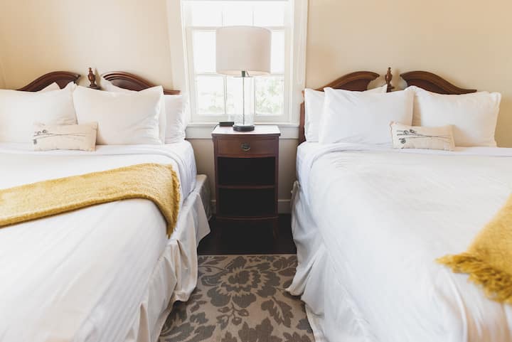 Villa Adelina Gardenia Room - 恩森那達