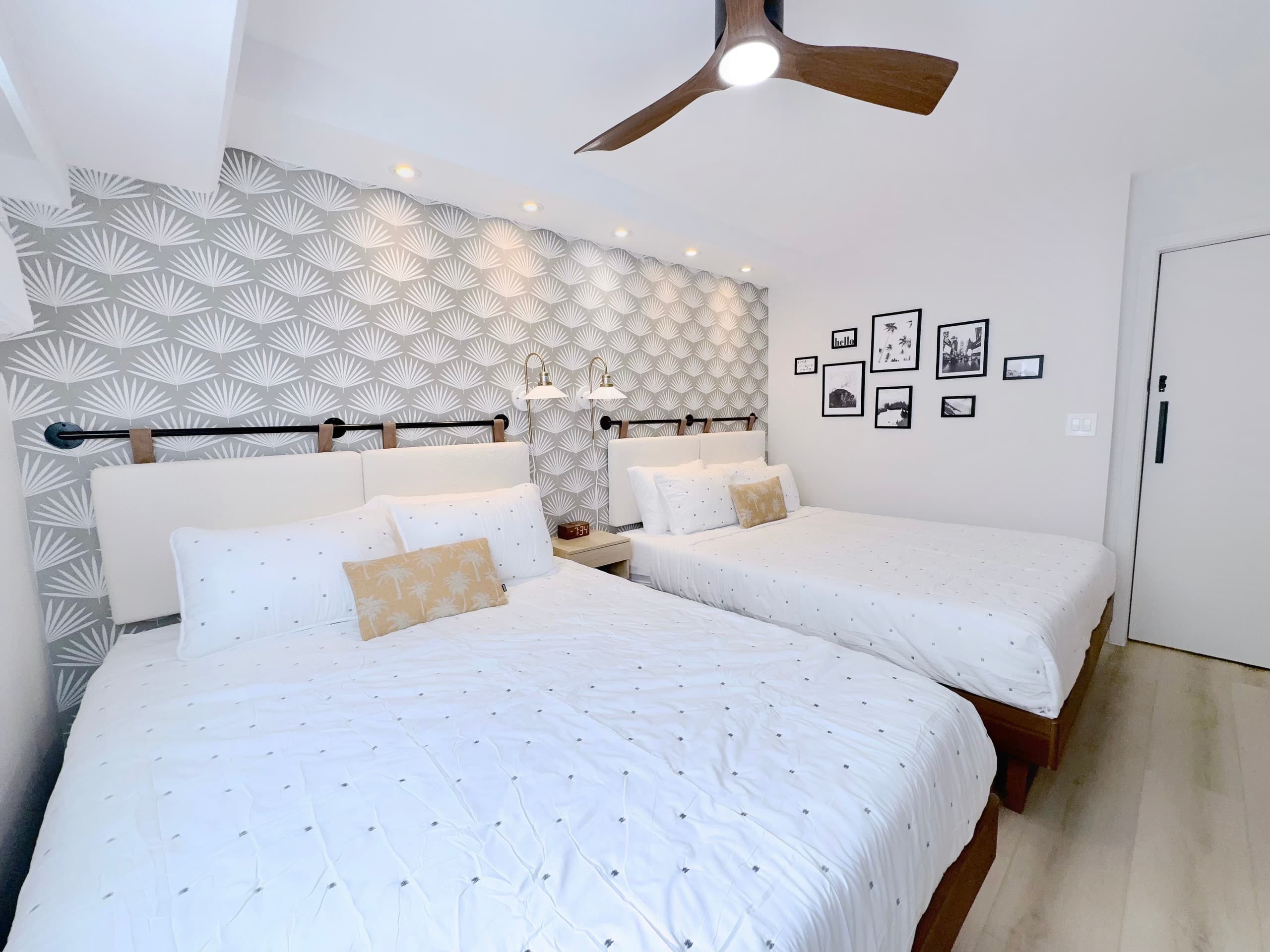 Ultra Modern-Waikiki Beach-Rare 2BR/2BTH/Parking! - Image 36