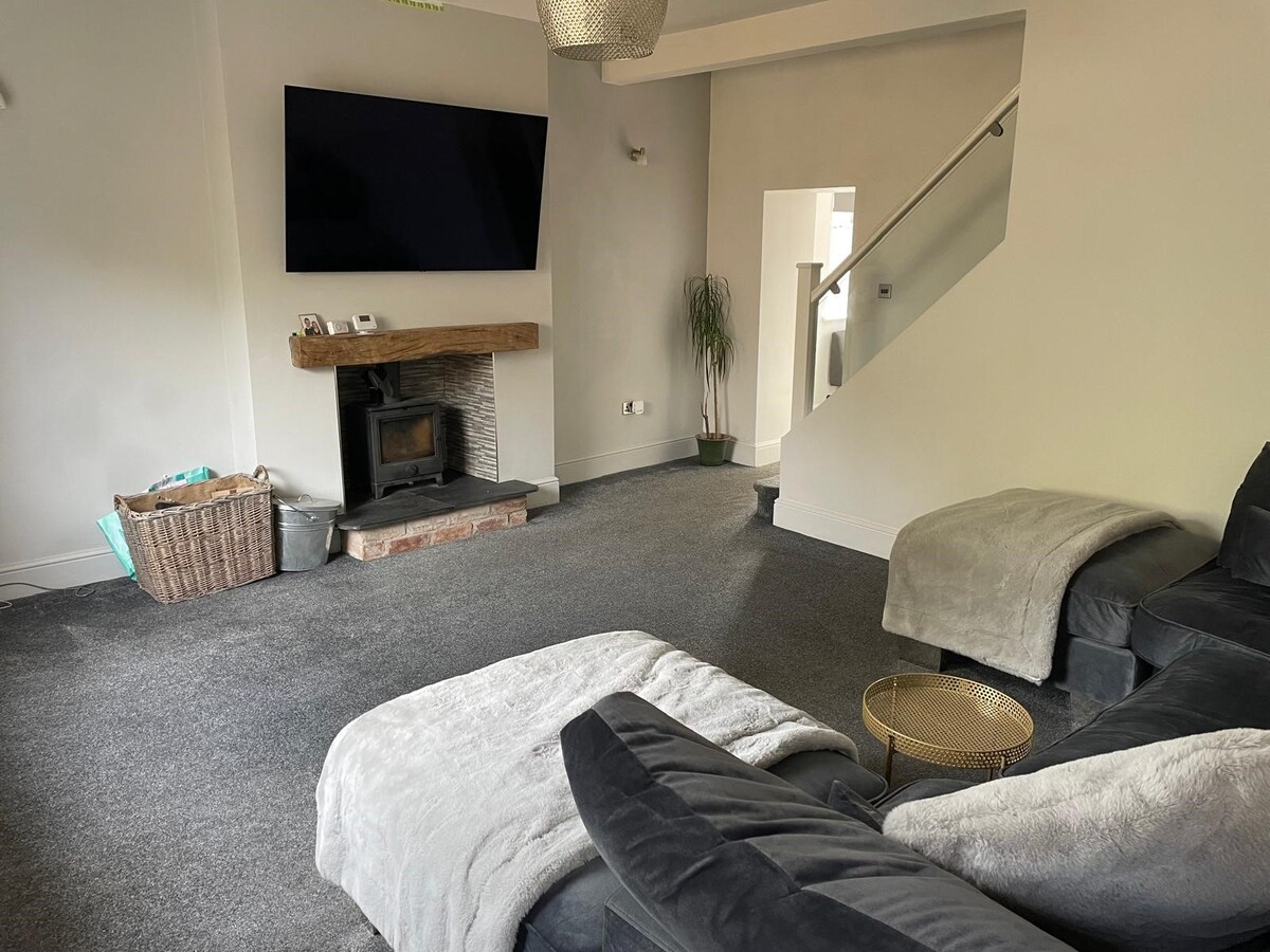 Top performing Airbnb: Primrose Bank (Ribble Valley) in Ribble Valley