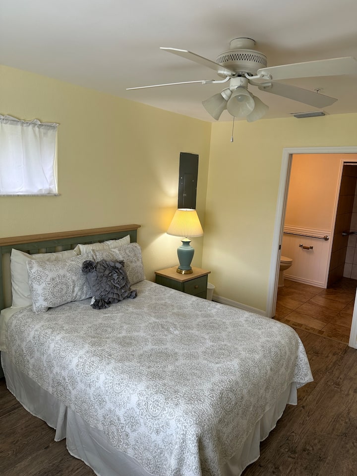 საძინებელი 1